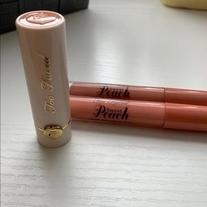 Too Faced Sweet Peach Lip Bundle